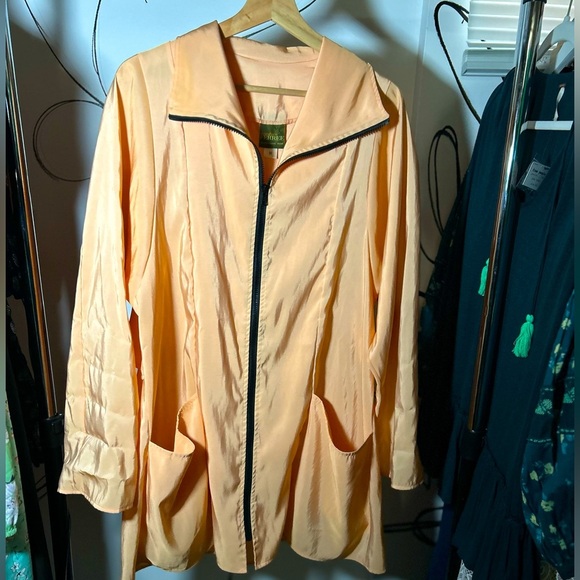 Maralyce Ferree A-line Light Coral Midi Coat w/ Deep Pockets and Full Zip Medium - Picture 1 of 7